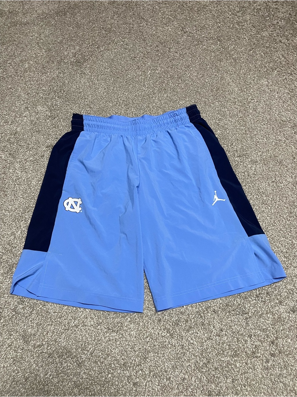 Jordan UNC Chapel Hill Tarheels Basketball Shorts Men’s Large